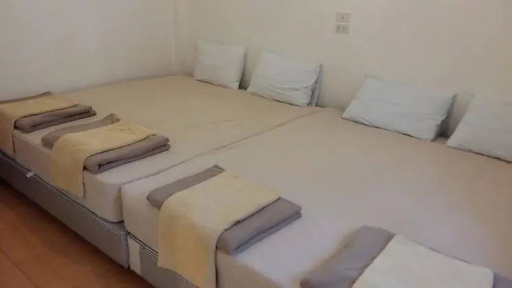 Quadruple Room with Living Room