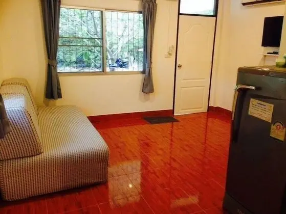 Quadruple Room with Living Room