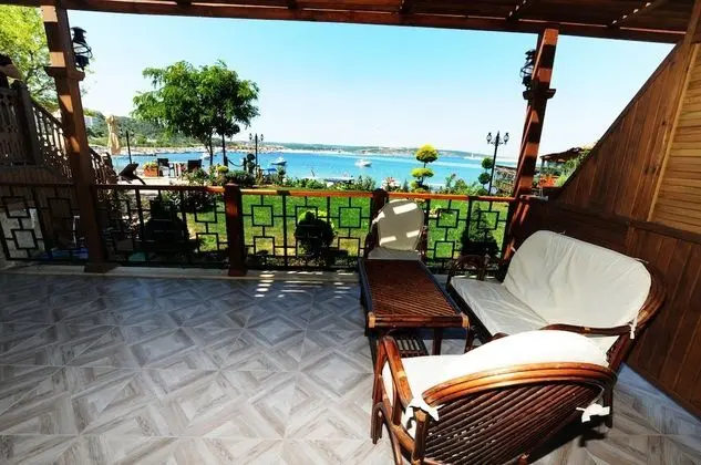 Deluxe Süit, 1 En Büyük (King) Boy Yatak, Balkon, Deniz Manzaralı