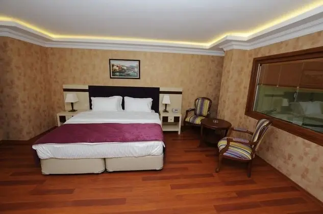 Deluxe Süit, 1 En Büyük (King) Boy Yatak, Balkon, Deniz Manzaralı
