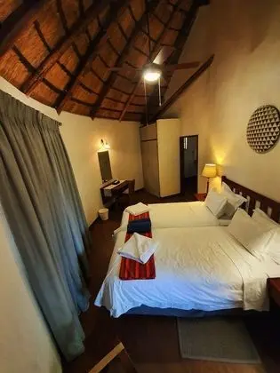 Villa (4 Sleepers)