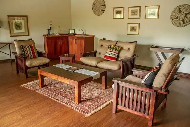 Villa (4 Sleepers)