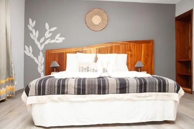 Comfort Tek Büyük veya İki Ayrı Yataklı Oda
