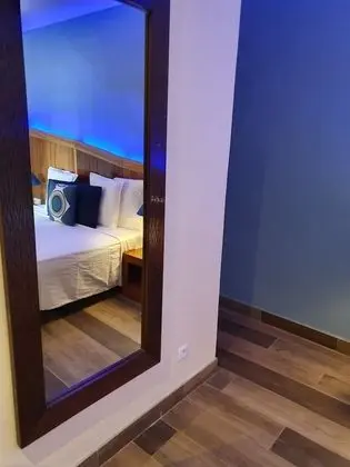 Comfort Tek Büyük veya İki Ayrı Yataklı Oda
