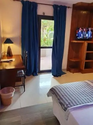 Comfort Tek Büyük veya İki Ayrı Yataklı Oda