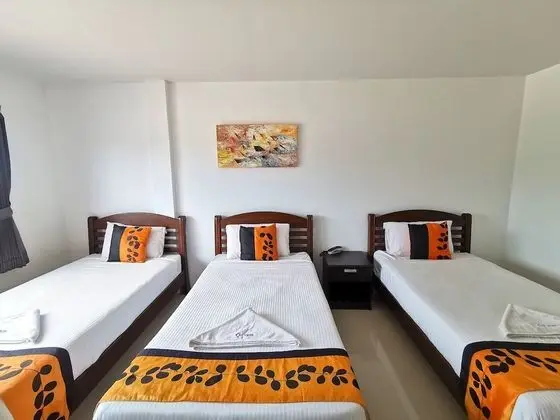 Üç Kişilik Oda
