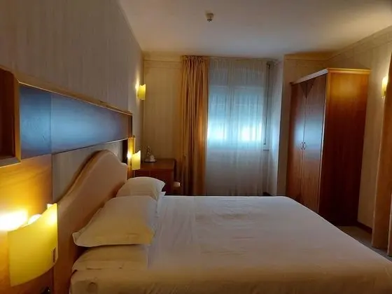 Superior Tek Büyük veya İki Ayrı Yataklı Oda