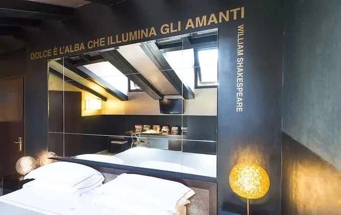 Superior Tek Büyük veya İki Ayrı Yataklı Oda