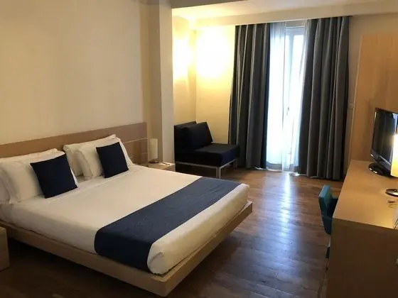 Çift ​​kişilik Superior