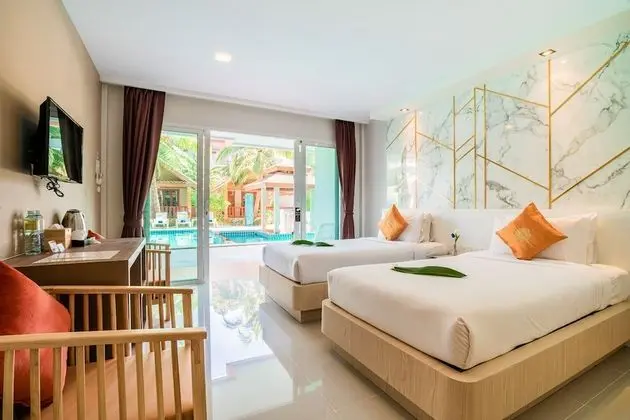 Deluxe Room - Twin Bed