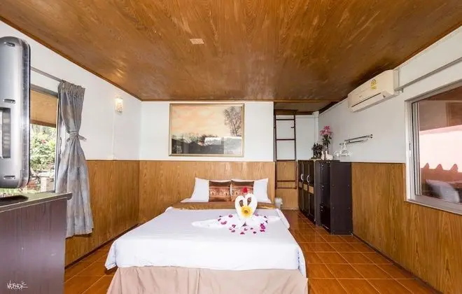 Deluxe Bungalov, Koy Manzaralı