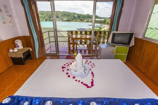Deluxe Bungalov, Koy Manzaralı