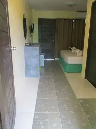 Tek Büyük Yataklı Oda, Sigara İçilebilir