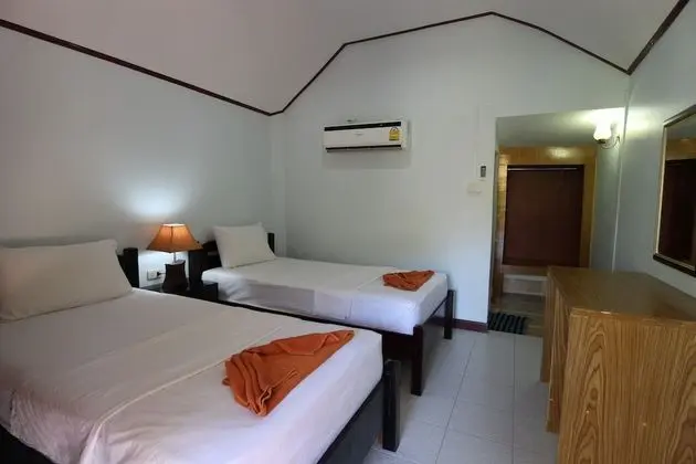 Bungalow Double Air Con