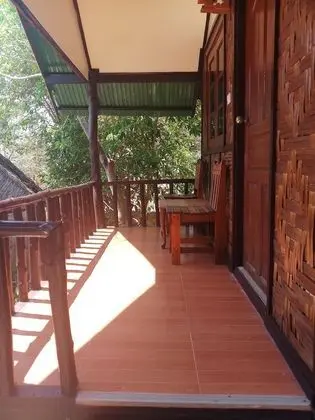 Bungalow Double Air Con