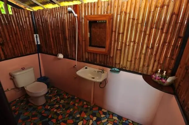 Bungalow with Balcony