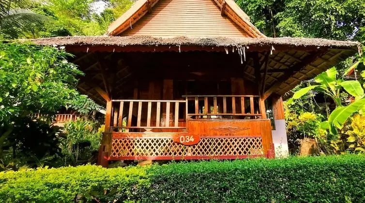 Bungalow with Balcony