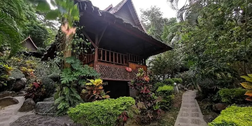 Bungalow with Balcony