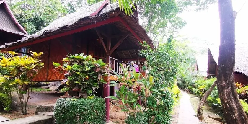 Bungalow Garden View