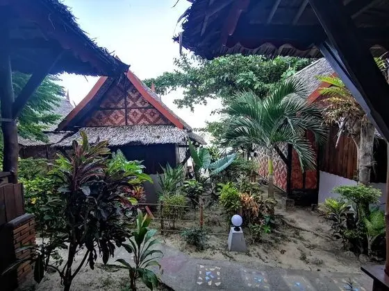 Bungalow Garden View
