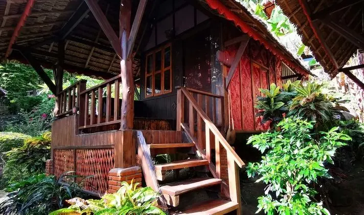 Bungalow Garden View
