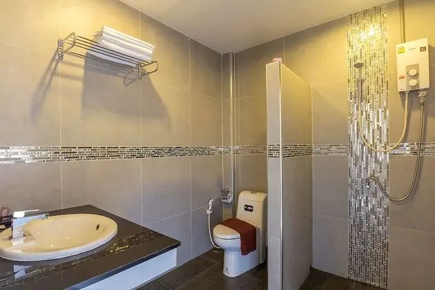 Deluxe Old Building Room