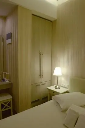 Economy Tek Büyük veya İki Ayrı Yataklı Oda, Penceresiz