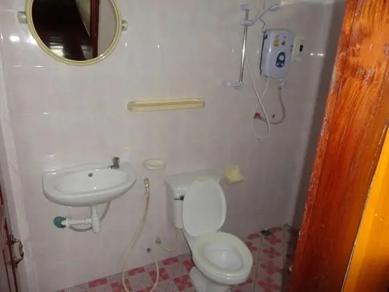 Basic Tek Büyük Yataklı Oda