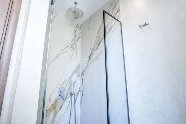 Deluxe Tek Büyük Yataklı Oda, Balkon, Şehir Manzaralı