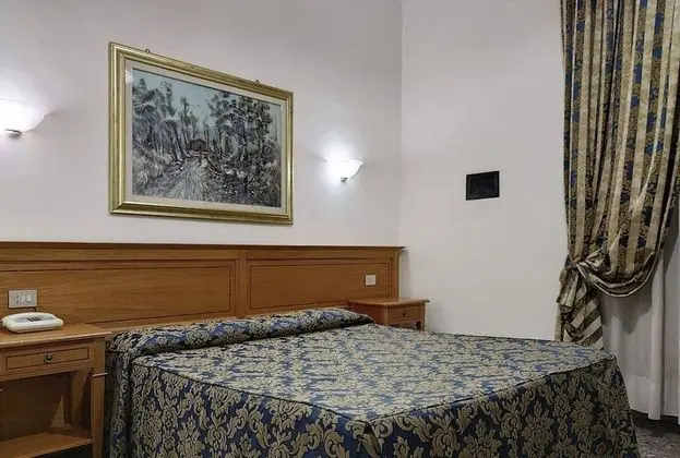 Standard Üç Kişilik Oda