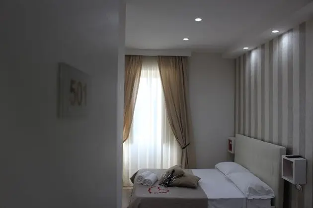 Üç Kişilik Oda (1)