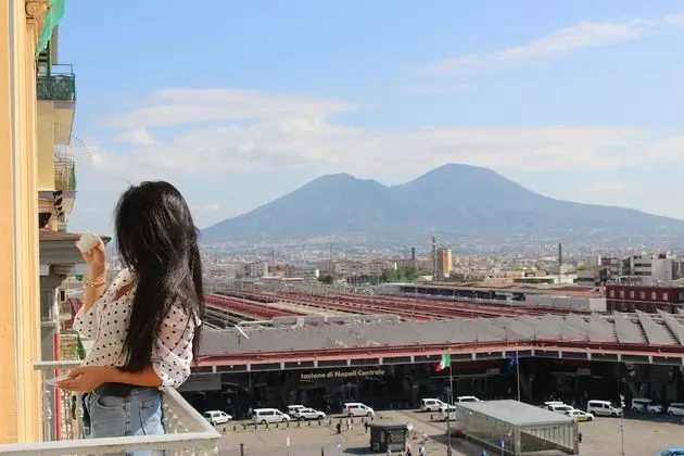 Üç Kişilik Oda (1)