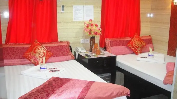Deluxe Dört Kişilik Oda, 2 Çift Kişilik Yatak, Engellilere Uygun, Sigara İçilmez