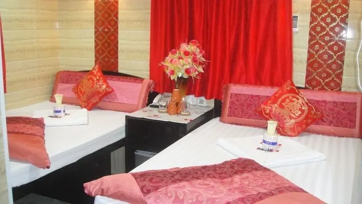 Deluxe Dört Kişilik Oda, 2 Çift Kişilik Yatak, Engellilere Uygun, Sigara İçilmez