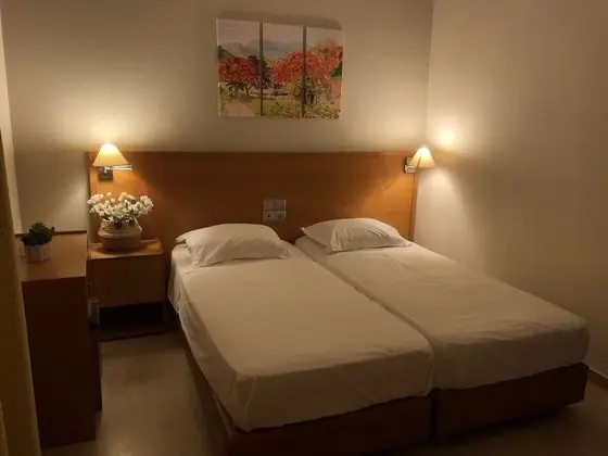 Economy Stüdyo, Bahçe Manzaralı