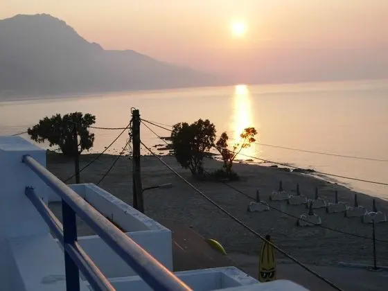Stüdyo, Deniz Manzaralı (for 3)