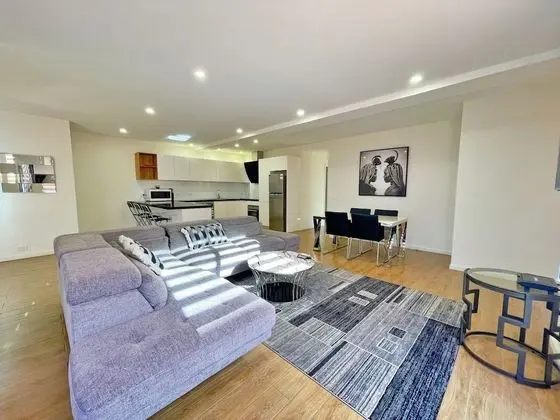 Apart Daire, 2 Yatak Odası, Balkon
