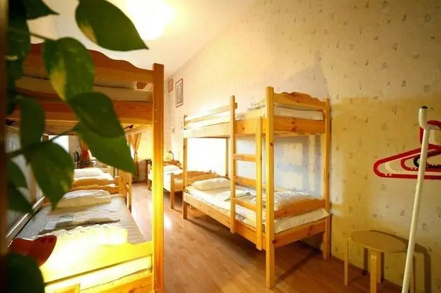 Ortak Ranzalı Oda, Sadece erkekler için (10 beds)