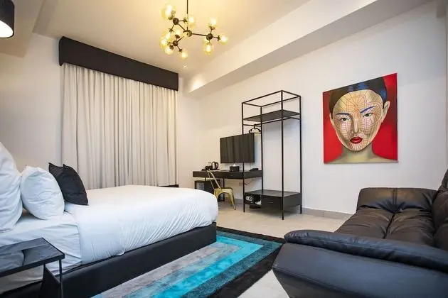 Deluxe Tek Büyük Yataklı Oda