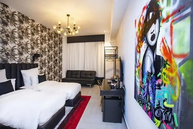 Deluxe Tek Büyük Yataklı Oda