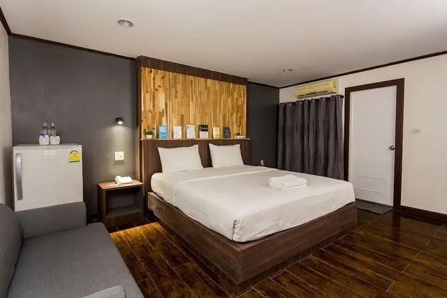 Oda, 1 Yatak Odası, Sigara İçilebilir, Balkon