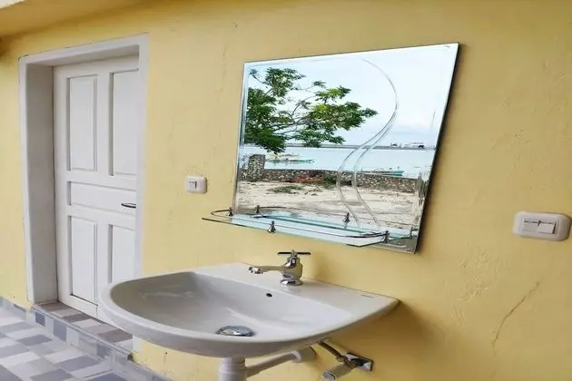 Ortak Ranzalı Oda, Karma Ranzalı Oda