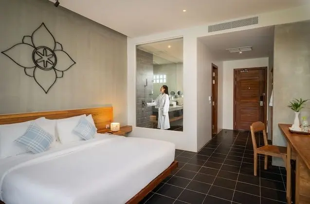 Luxury Oda, Havuz Manzaralı