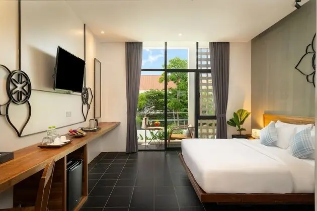 Luxury Oda, Havuz Manzaralı