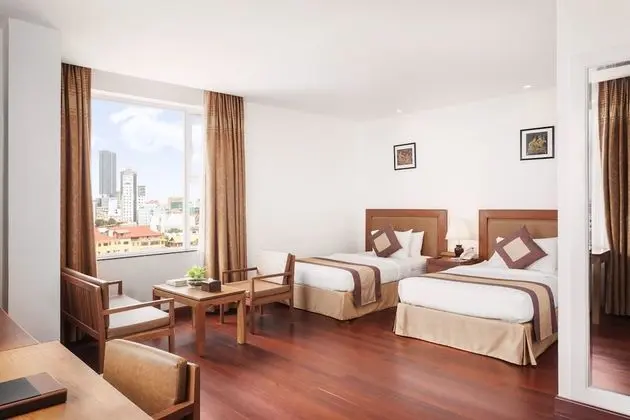 Junior Süit, 2 Tek Kişilik Yatak, Şehir Manzaralı