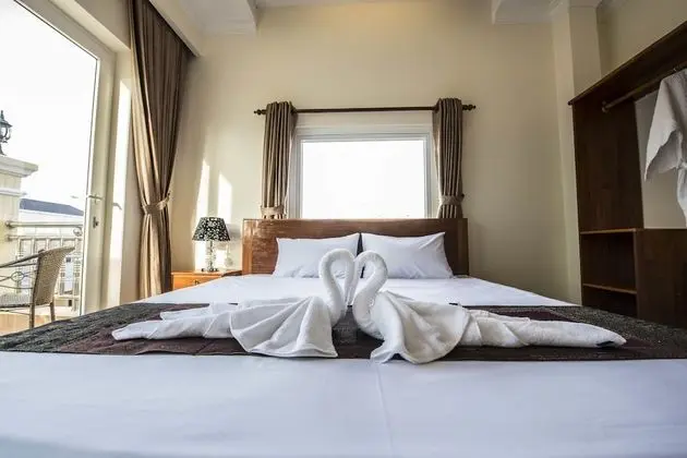 Deluxe Tek Büyük Yataklı Oda, Balkon