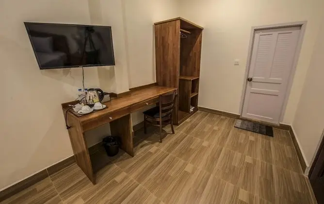 Standard Tek Büyük Yataklı Oda
