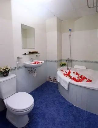 Deluxe Üç Kişilik Oda, Şehir Manzaralı