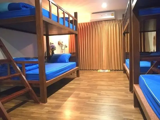 Family Room, 6-Bed