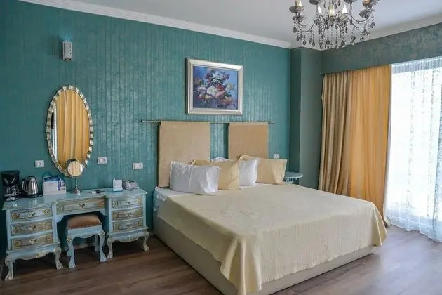 Comfort Tek Büyük Yataklı Oda